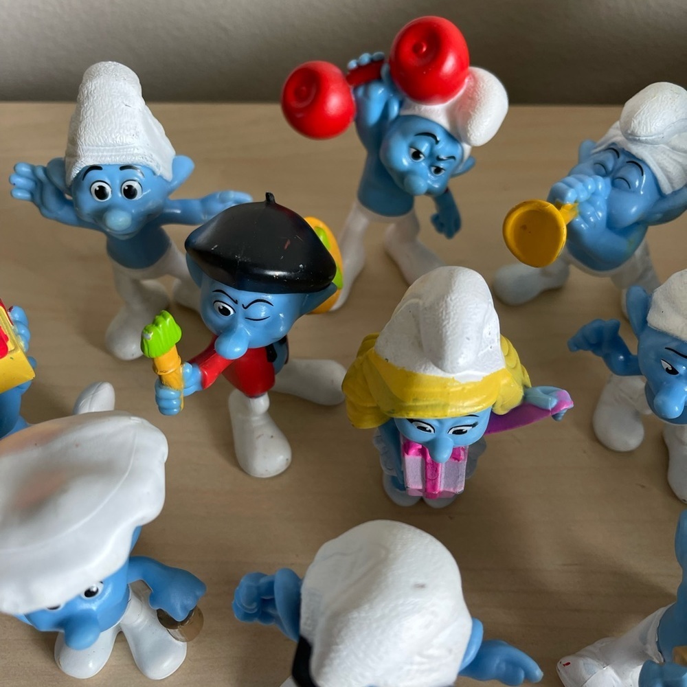 Smurf’s - Picture 6 of 11